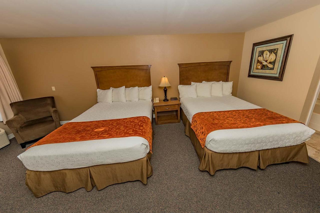 Mill Village Motel Eatonville Bagian luar foto