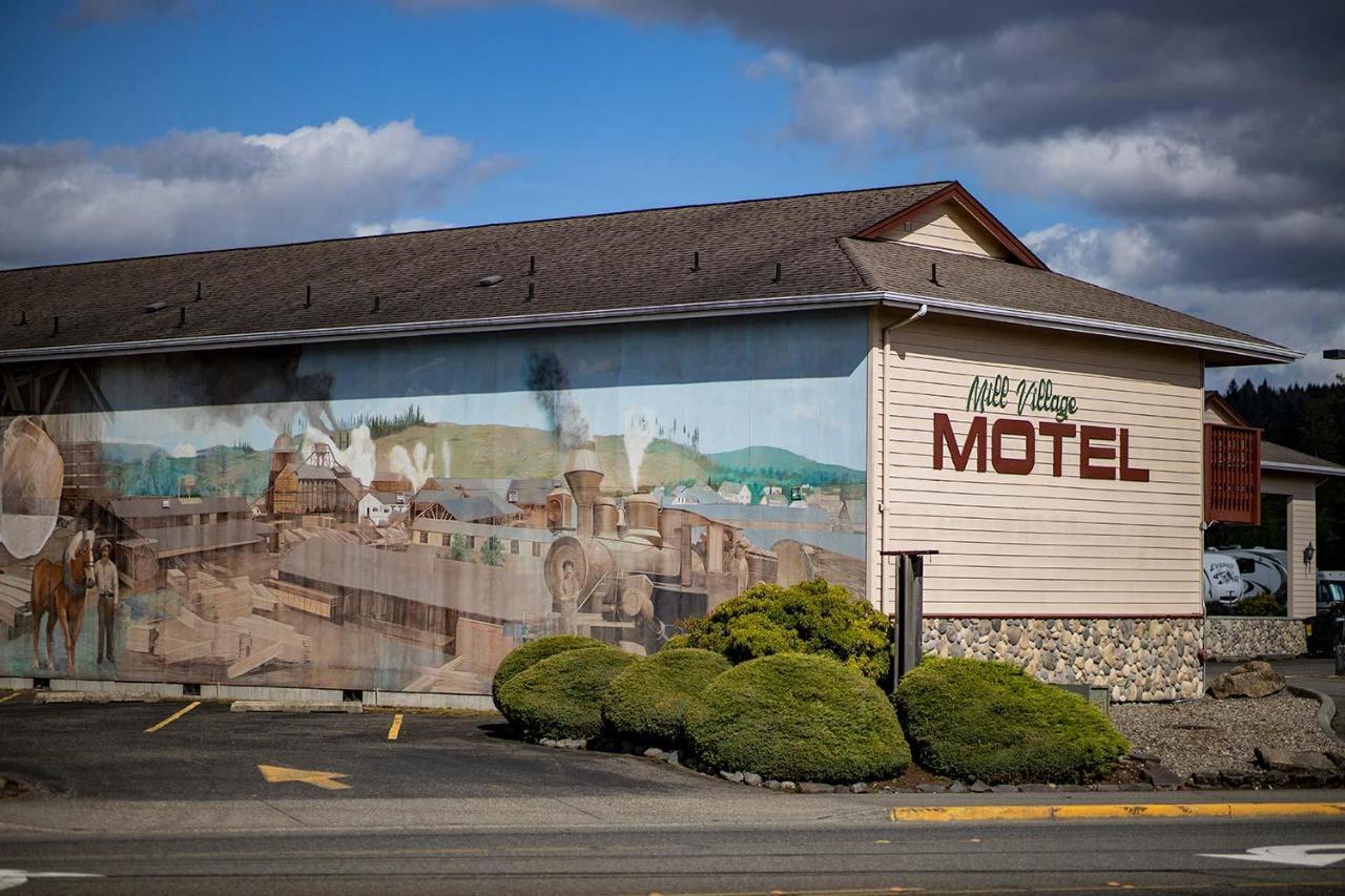 Mill Village Motel Eatonville Bagian luar foto